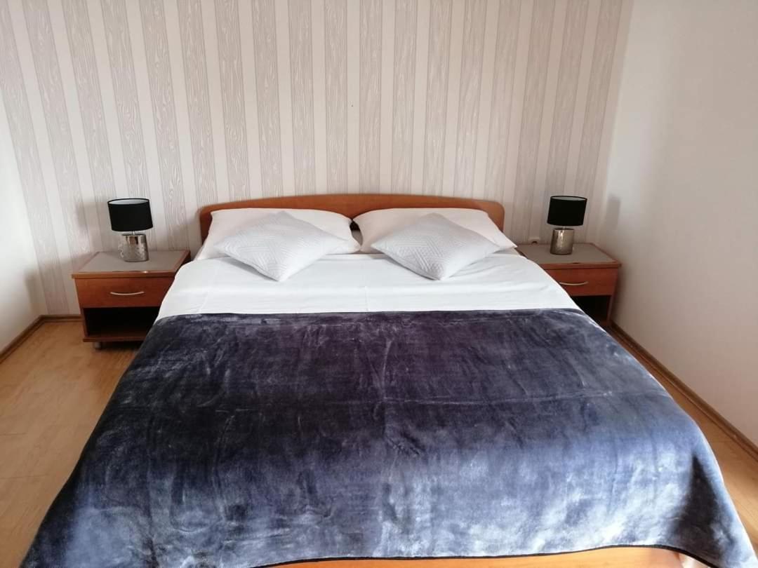 Apartments Jonjic Vodice Bagian luar foto