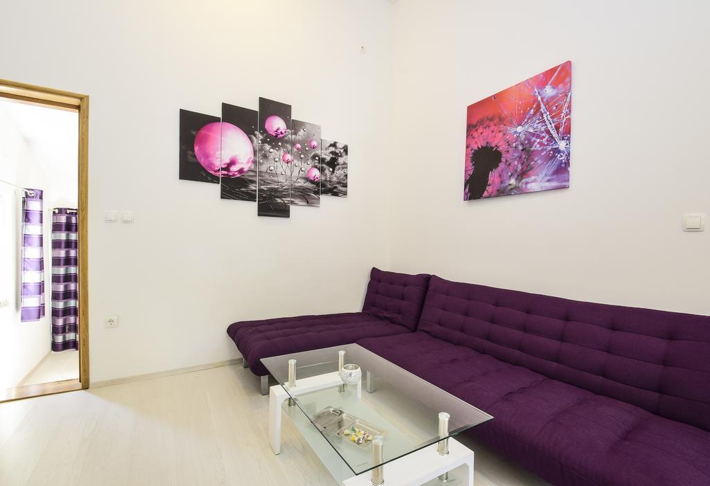 Apartments Jonjic Vodice Bagian luar foto